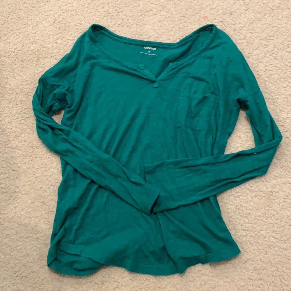 Women’s Express long sleeve top